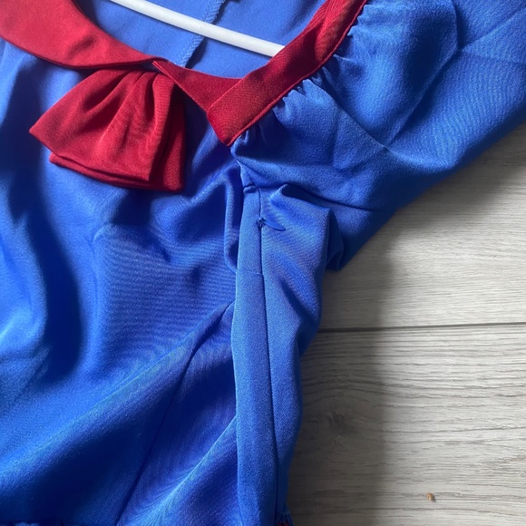 Women's Classy Vintage 1950s Flared Swing Party Dress. - Picture 5 of 8